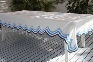 Triple Scalloped Tablecloth in Ocean
